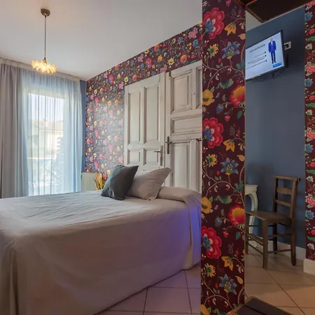 Otel Maximilian Bardolino